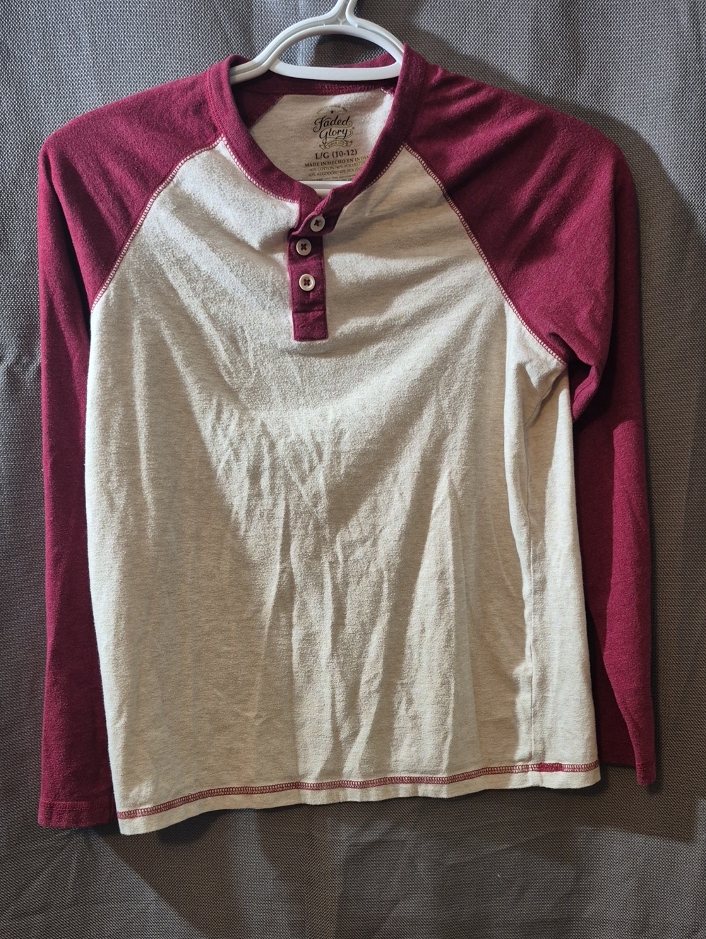 Faded Glory Cream Body Burgundy Raglan Henley Long Sleeve Tee